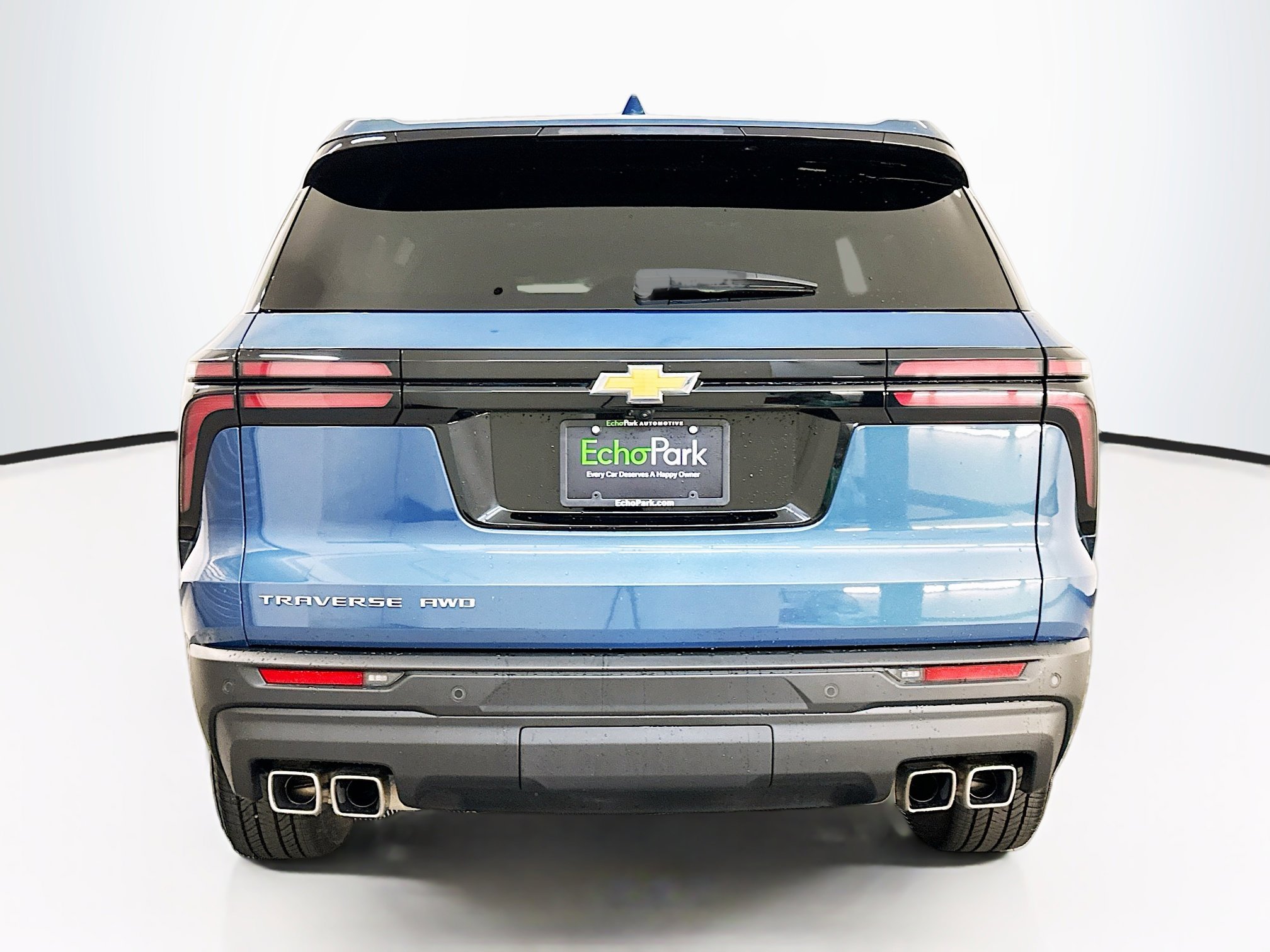 Used 2024 Chevrolet Traverse LS AWD/4WD image 7