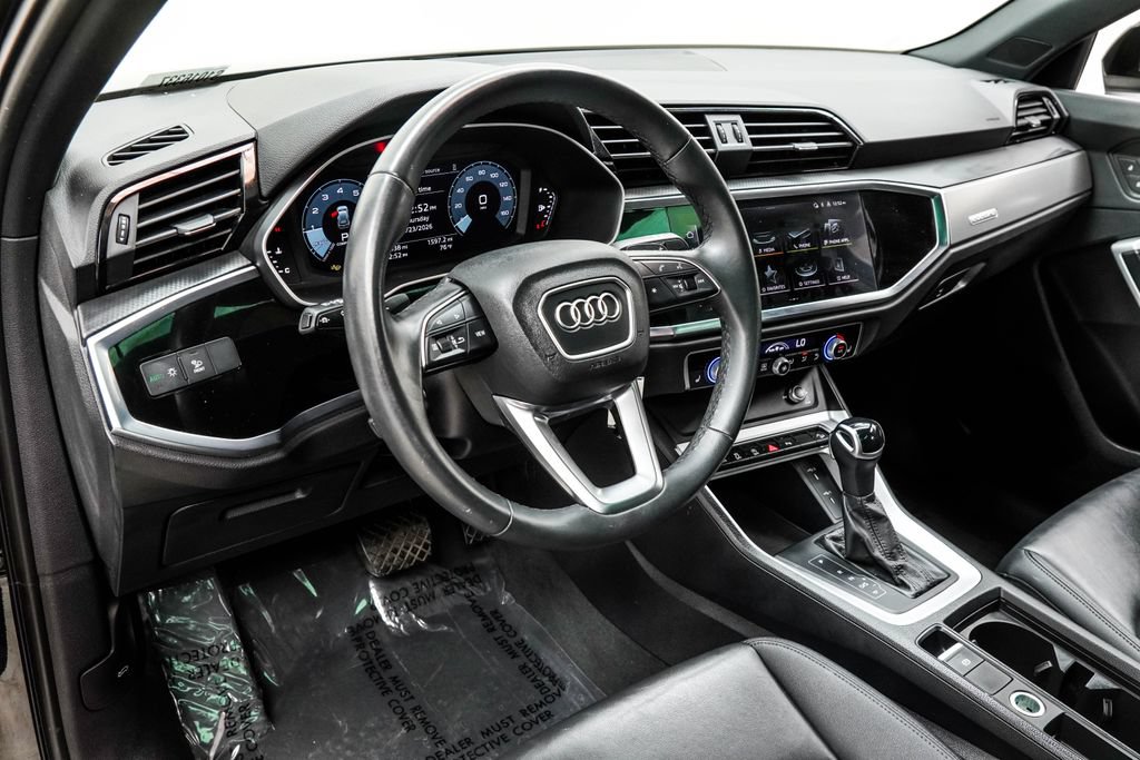 Used 2025 Audi Q3 2.0T Premium AWD/4WD image 21