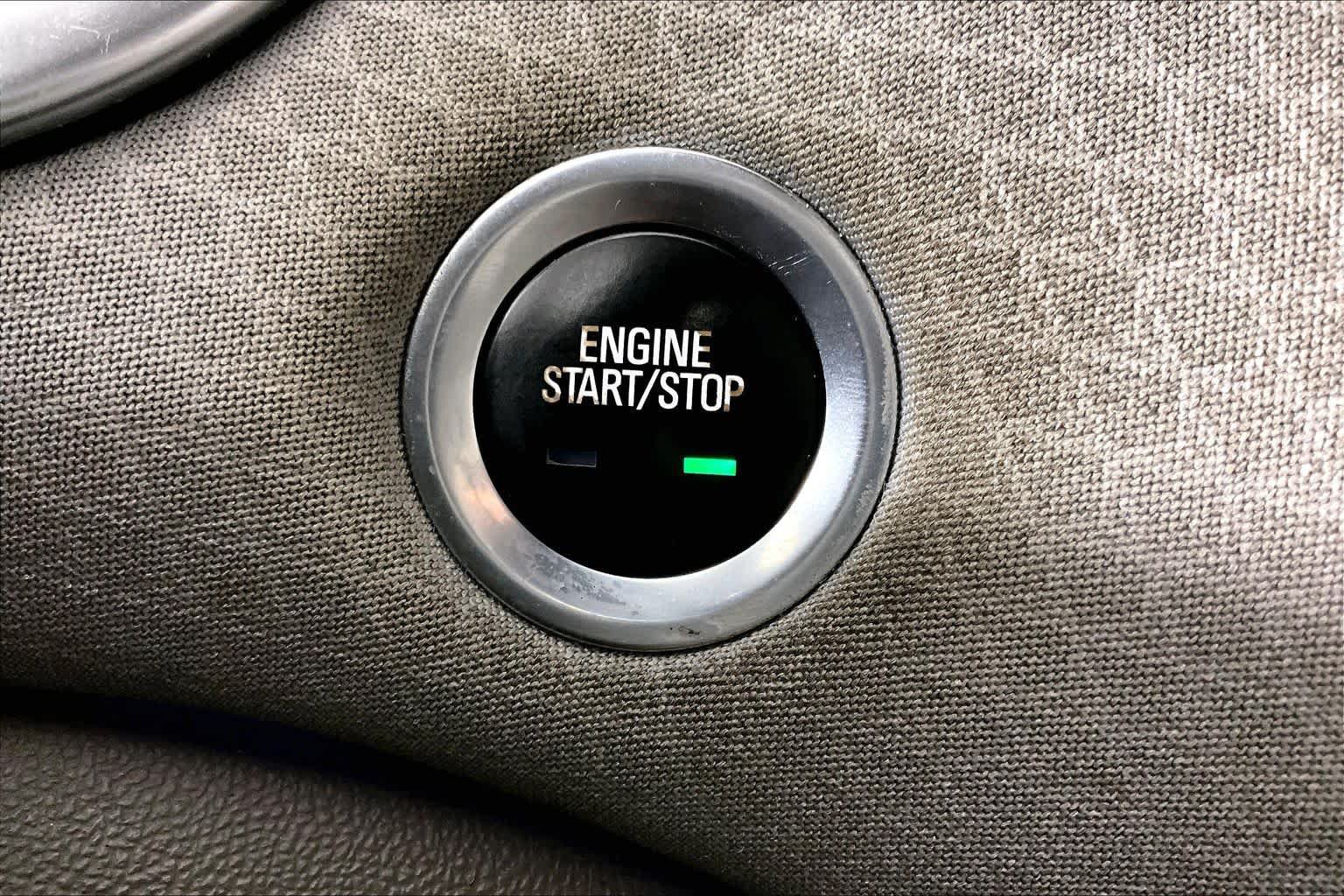 Used 2016 Chevrolet Malibu LT FWD image 29