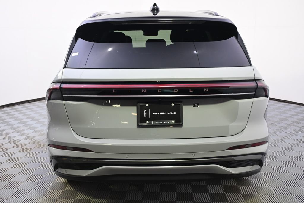 New 2026 Lincoln Nautilus Reserve image 5