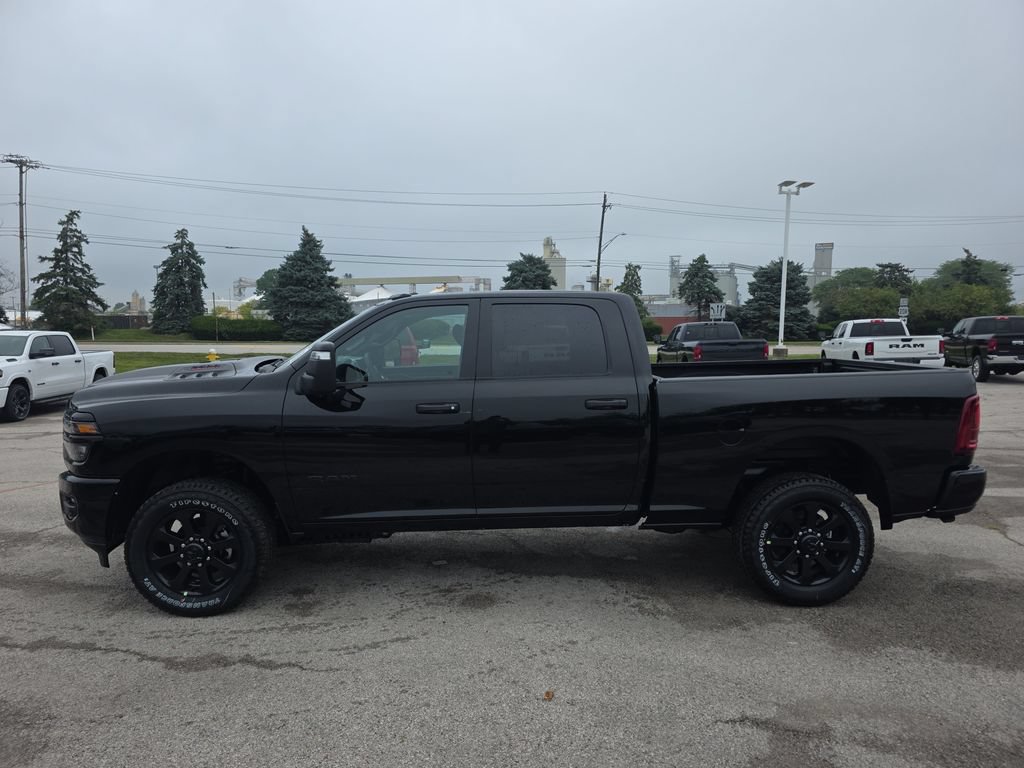 New 2026 RAM 2500 Big Horn AWD/4WD image 4