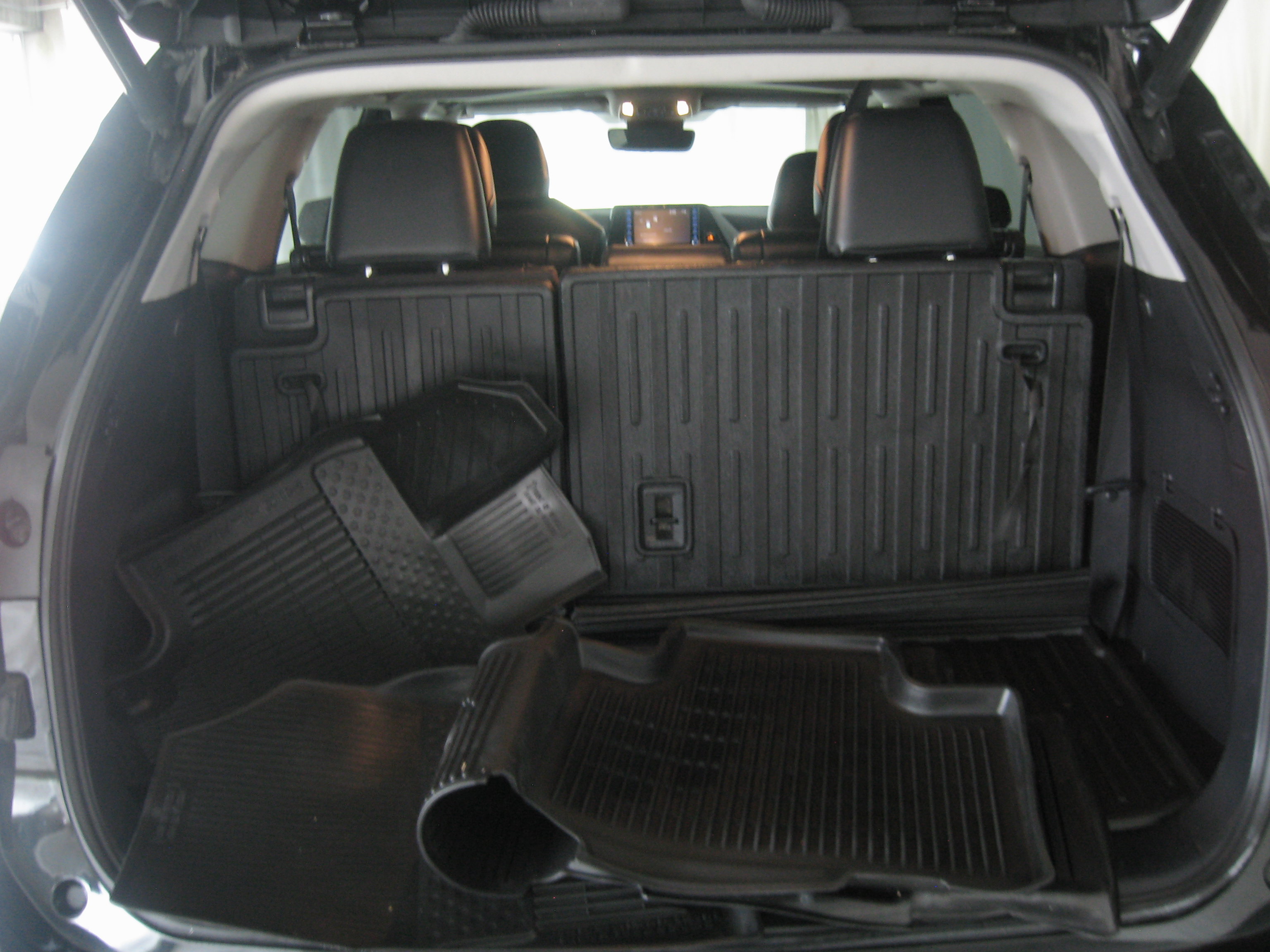 Used 2022 Toyota Highlander XLE image 20