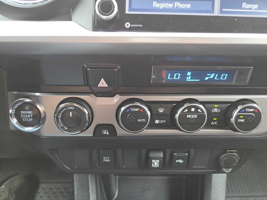 Used 2023 Toyota Tacoma SR5 AWD/4WD image 22