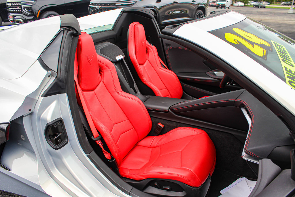 Used 2024 Chevrolet Corvette Stingray Convertible w/ 1LT RWD image 24