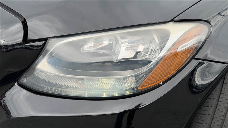 Used 2015 Mercedes-Benz C 300 Sedan image 12