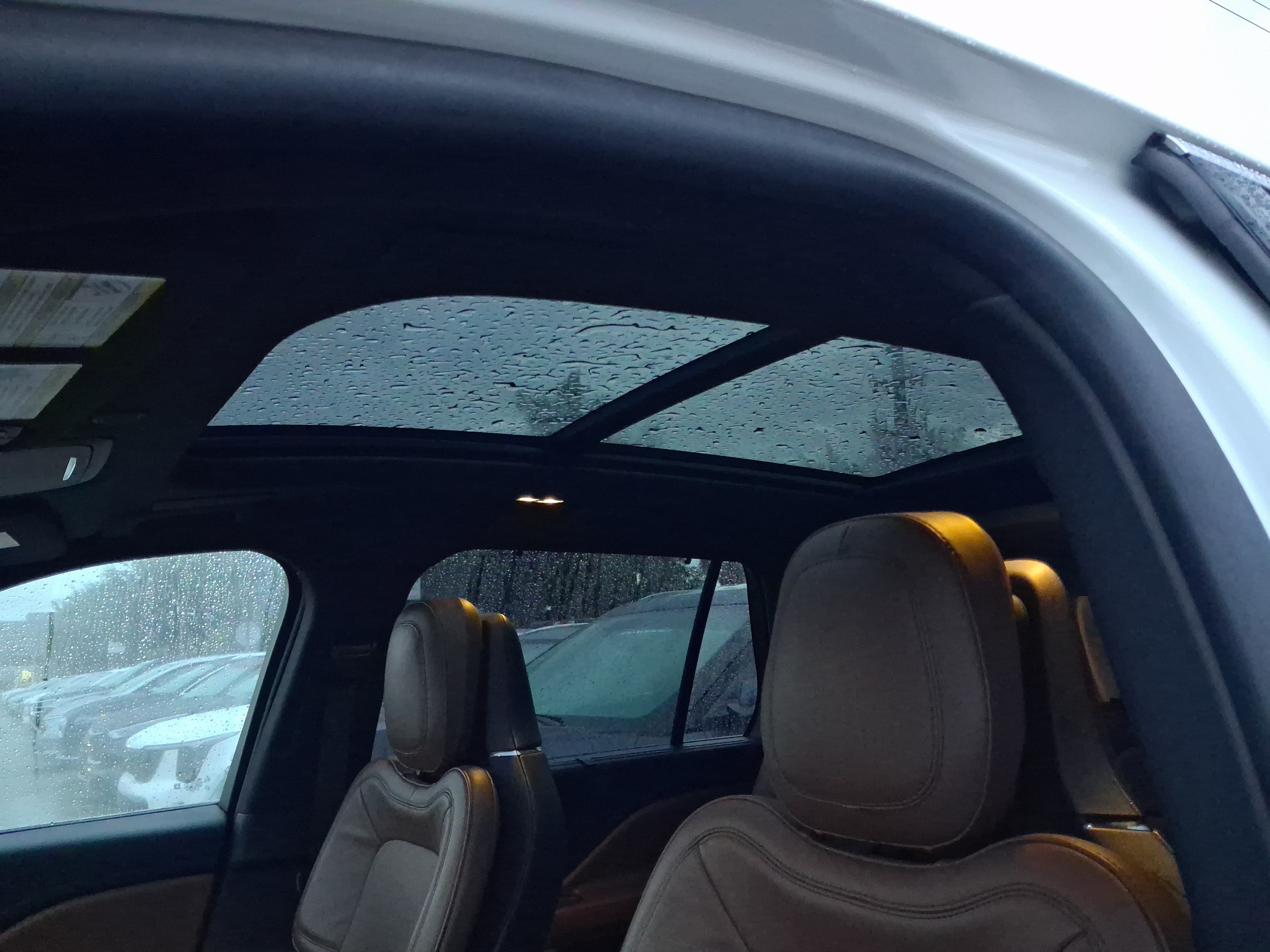 Certified 2024 Lincoln Aviator Reserve w/ Equipment Group 201A RWD image 11
