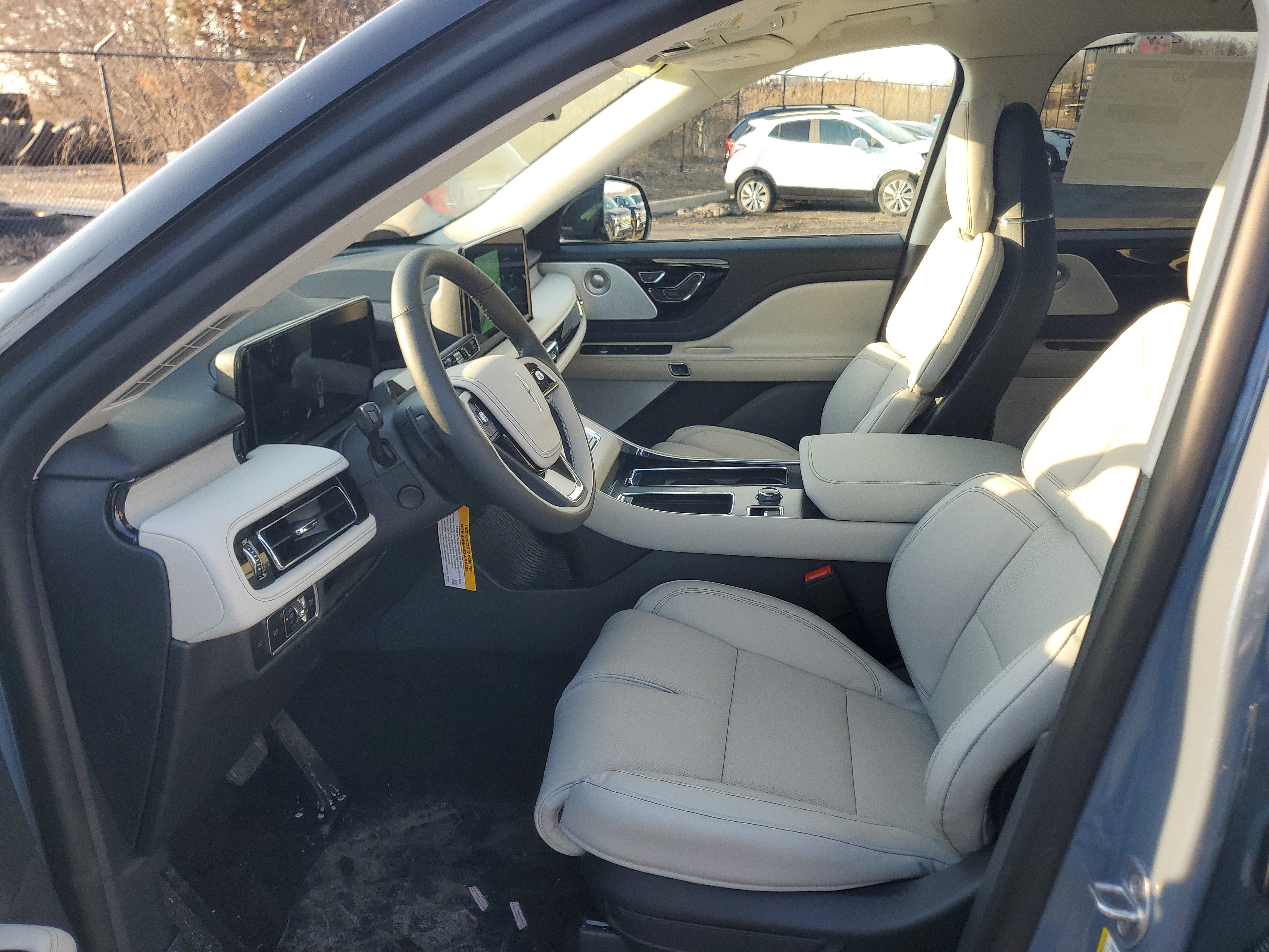 New 2026 Lincoln Aviator Reserve image 11