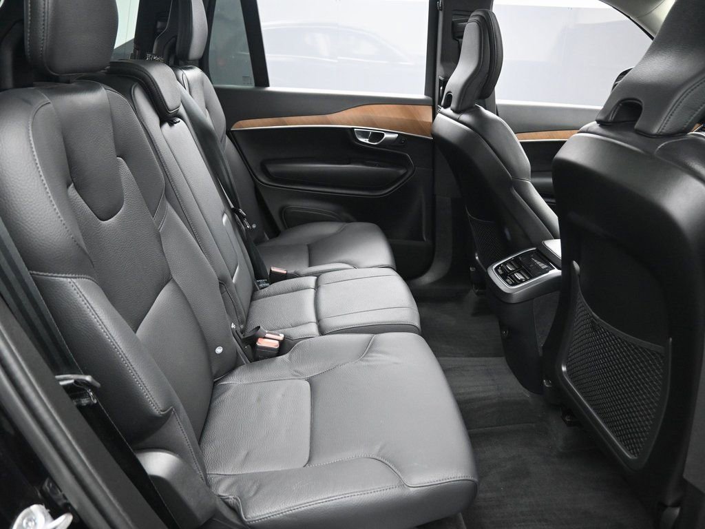 Used 2024 Volvo XC90 B6 Plus w/ Protection Package Premier image 33