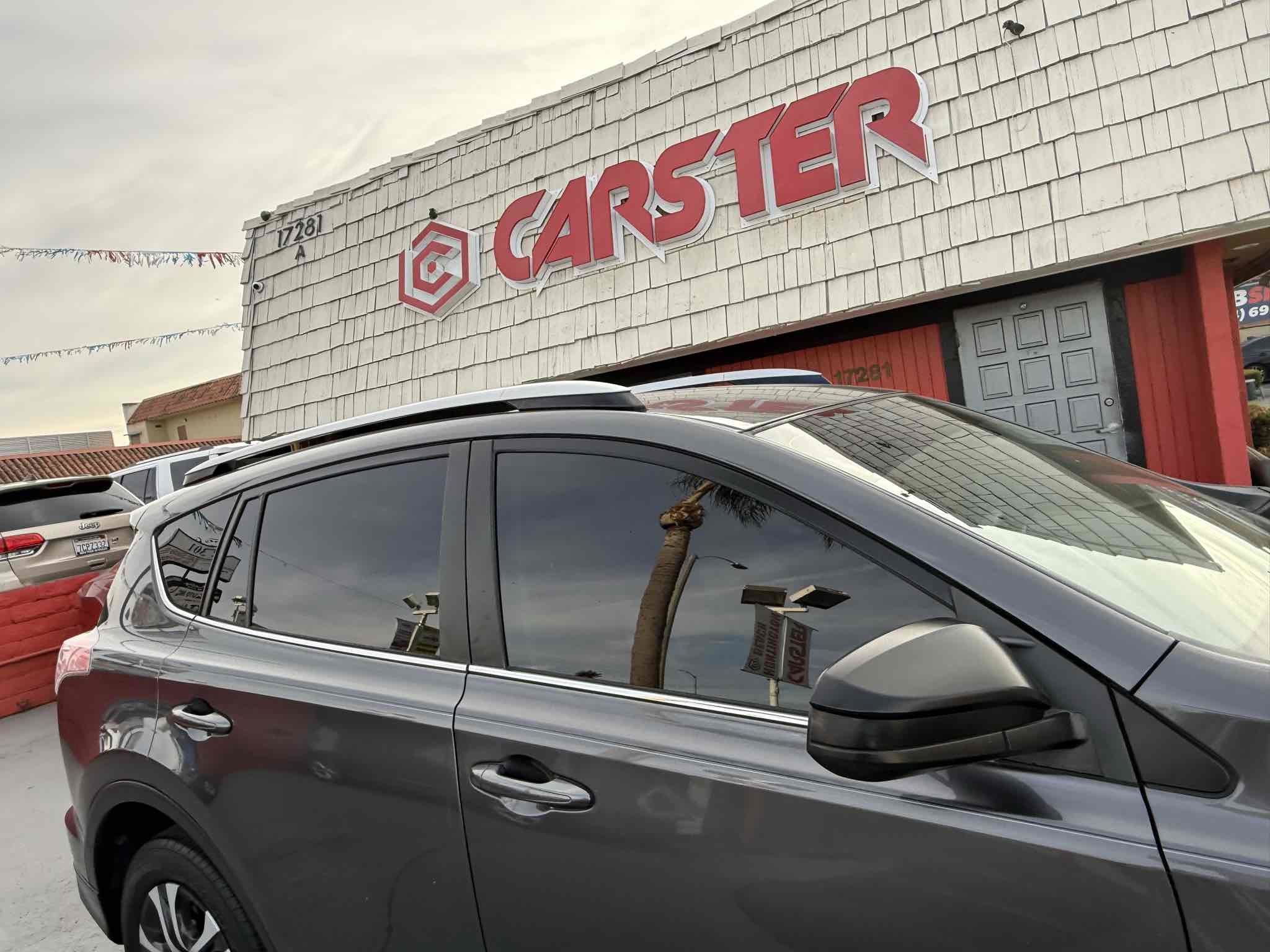 Used 2017 Toyota RAV4 LE image 21