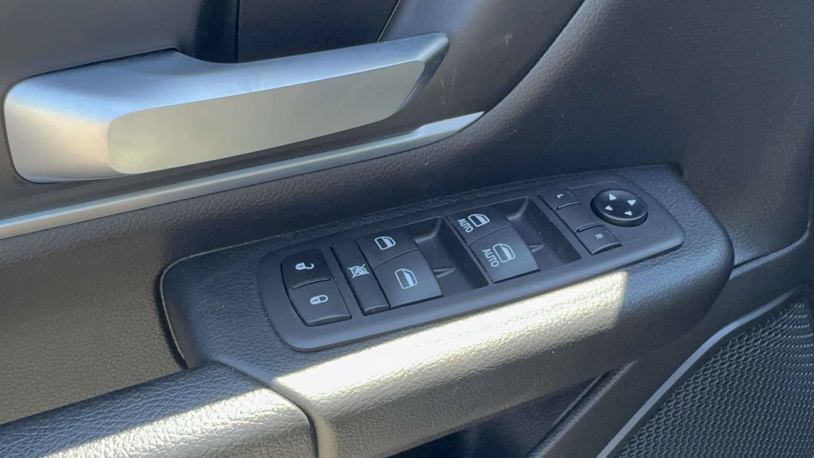 Used 2022 RAM 1500 Big Horn AWD/4WD image 27