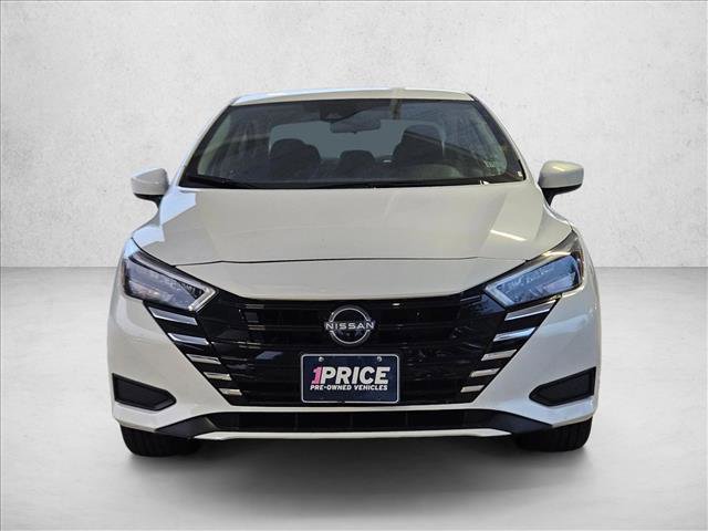 Used 2025 Nissan Versa SV video 2