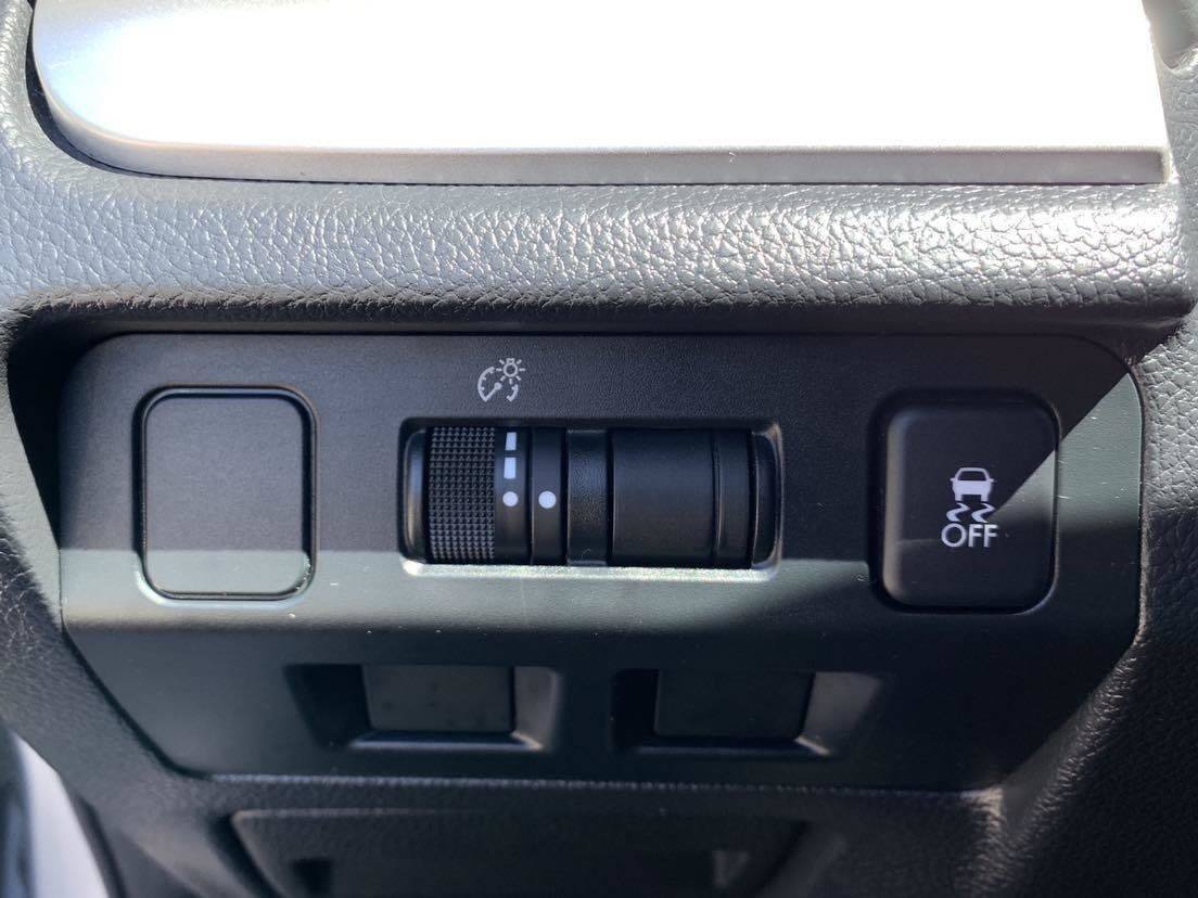 Used 2016 Subaru Crosstrek 2.0i Premium AWD/4WD image 12