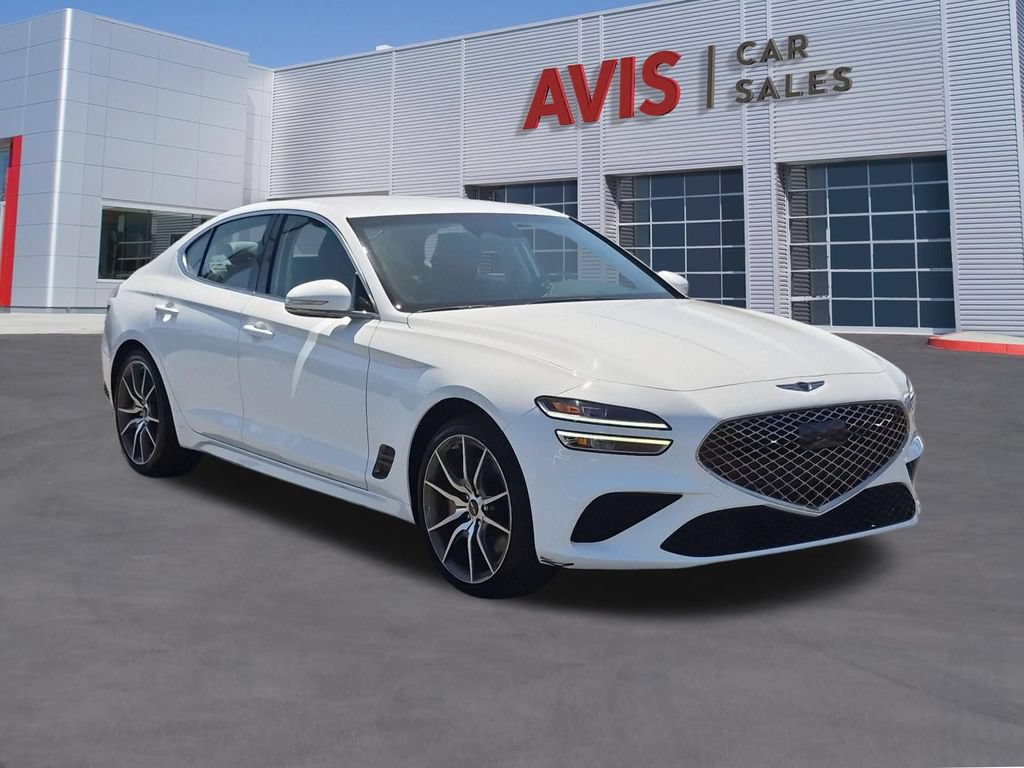 Used 2025 Genesis G70 2.5T RWD image 3