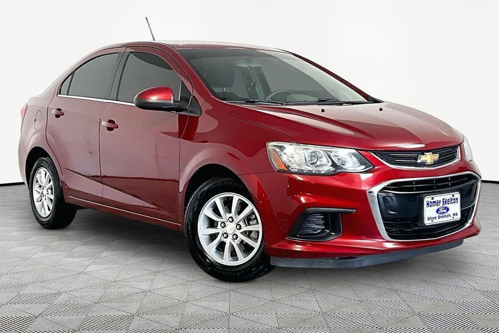 Used 2019 Chevrolet Sonic LT FWD image 1