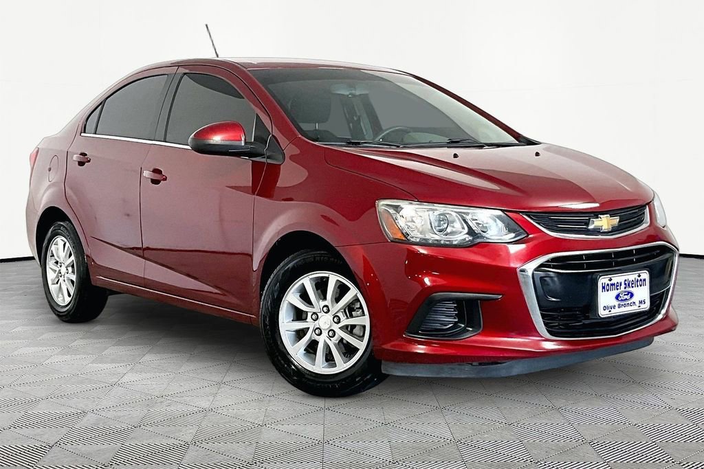 Used 2019 Chevrolet Sonic LT FWD image 1