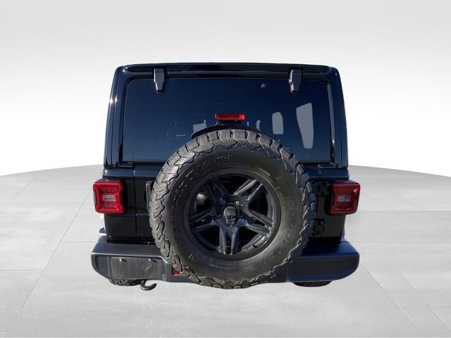 Used 2024 Jeep Wrangler Unlimited Sahara AWD/4WD image 9