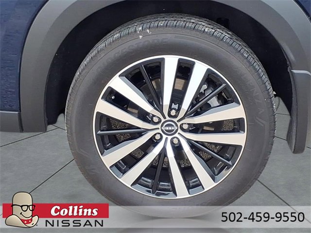 Certified 2025 Nissan Pathfinder Platinum w/ Cargo Package image 4