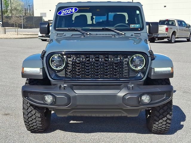 Used 2024 Jeep Gladiator Sport image 5