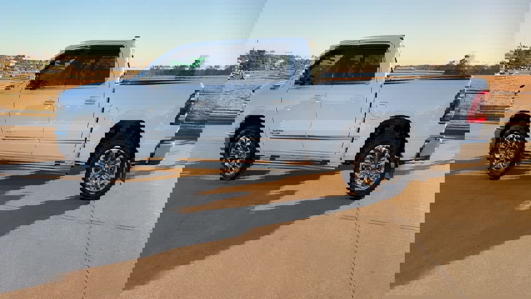 Used 2024 RAM 1500 Limited image 6