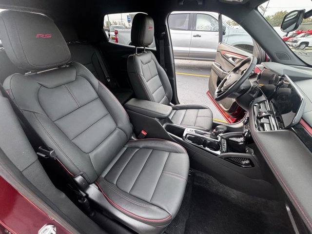 Used 2024 Chevrolet TrailBlazer RS w/ Driver Confidence Package image 11