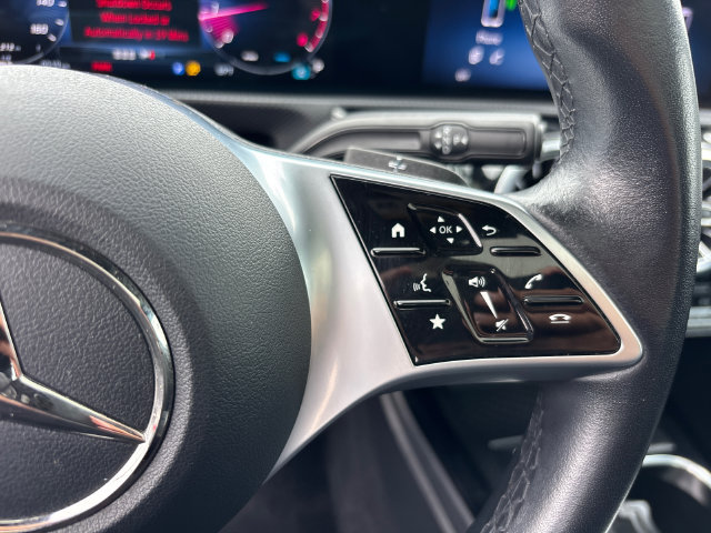 Used 2025 Mercedes-Benz CLA 250 4MATIC image 21