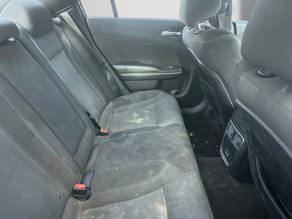 Used 2018 Dodge Charger R/T RWD image 12