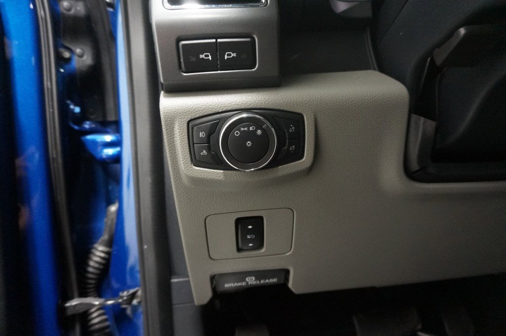 Used 2022 Ford F350 XLT w/ XLT Value Package AWD/4WD image 15