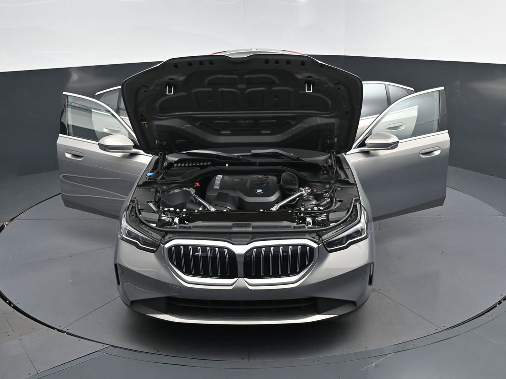 Certified 2026 BMW 530i RWD image 53