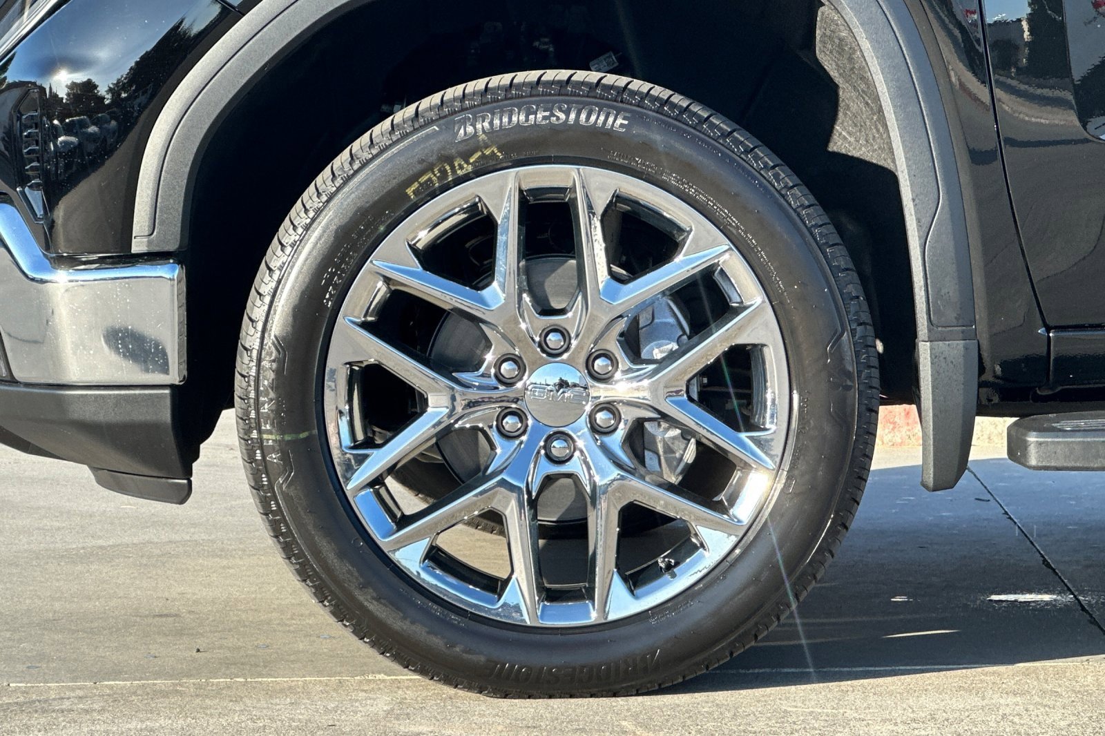 New 2026 GMC Sierra 1500 SLT w/ SLT Premium Plus Package image 26