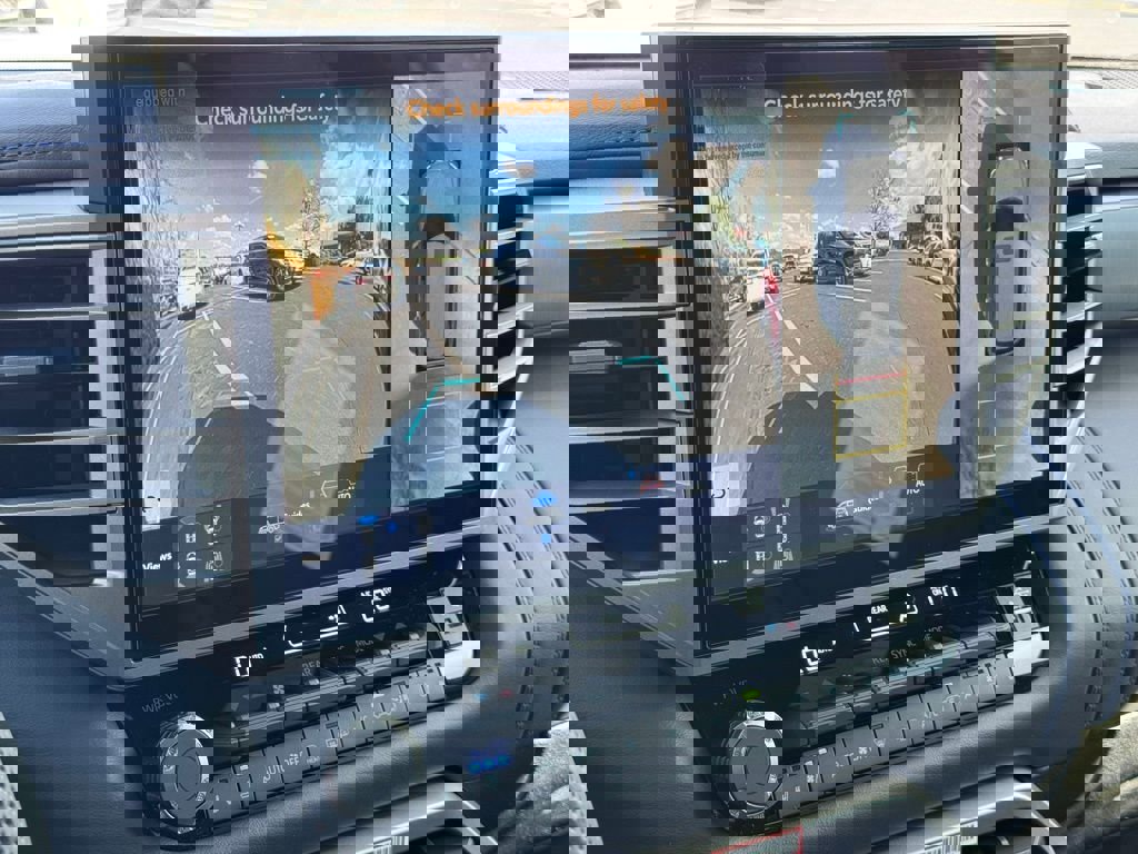 Used 2026 Toyota Sequoia Platinum image 27