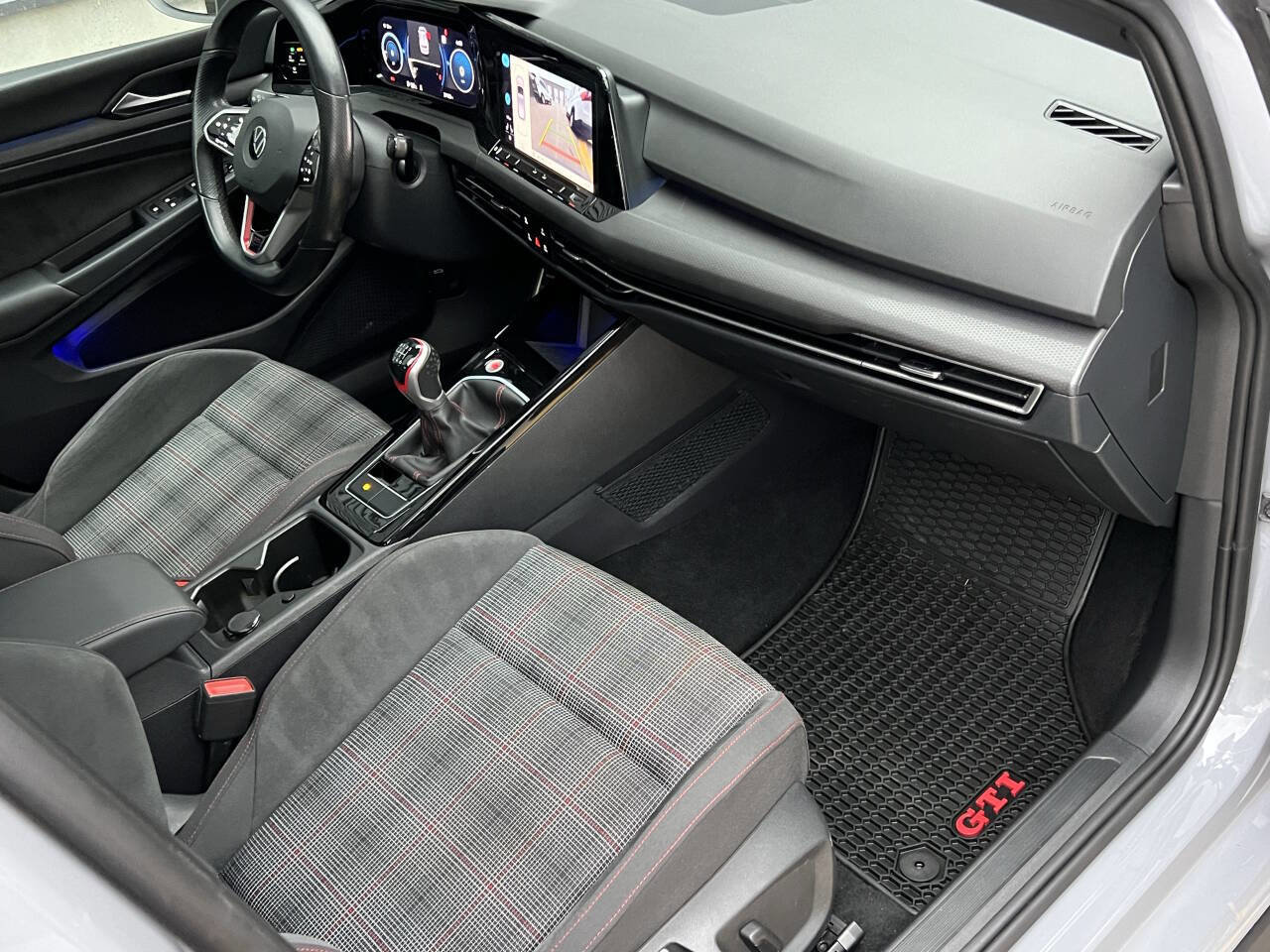 Used 2023 Volkswagen GTI SE image 22