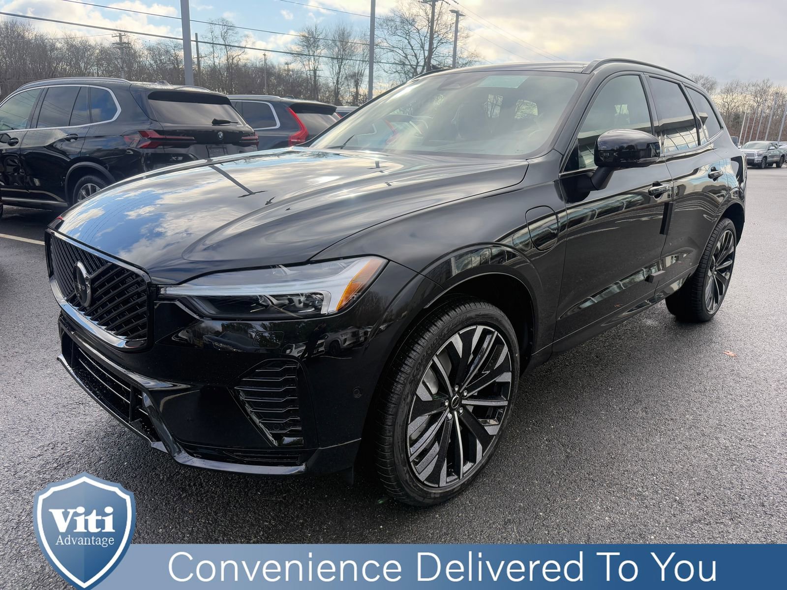 New 2026 Volvo XC60 T8 Ultra w/ Protection Package Premier image 4