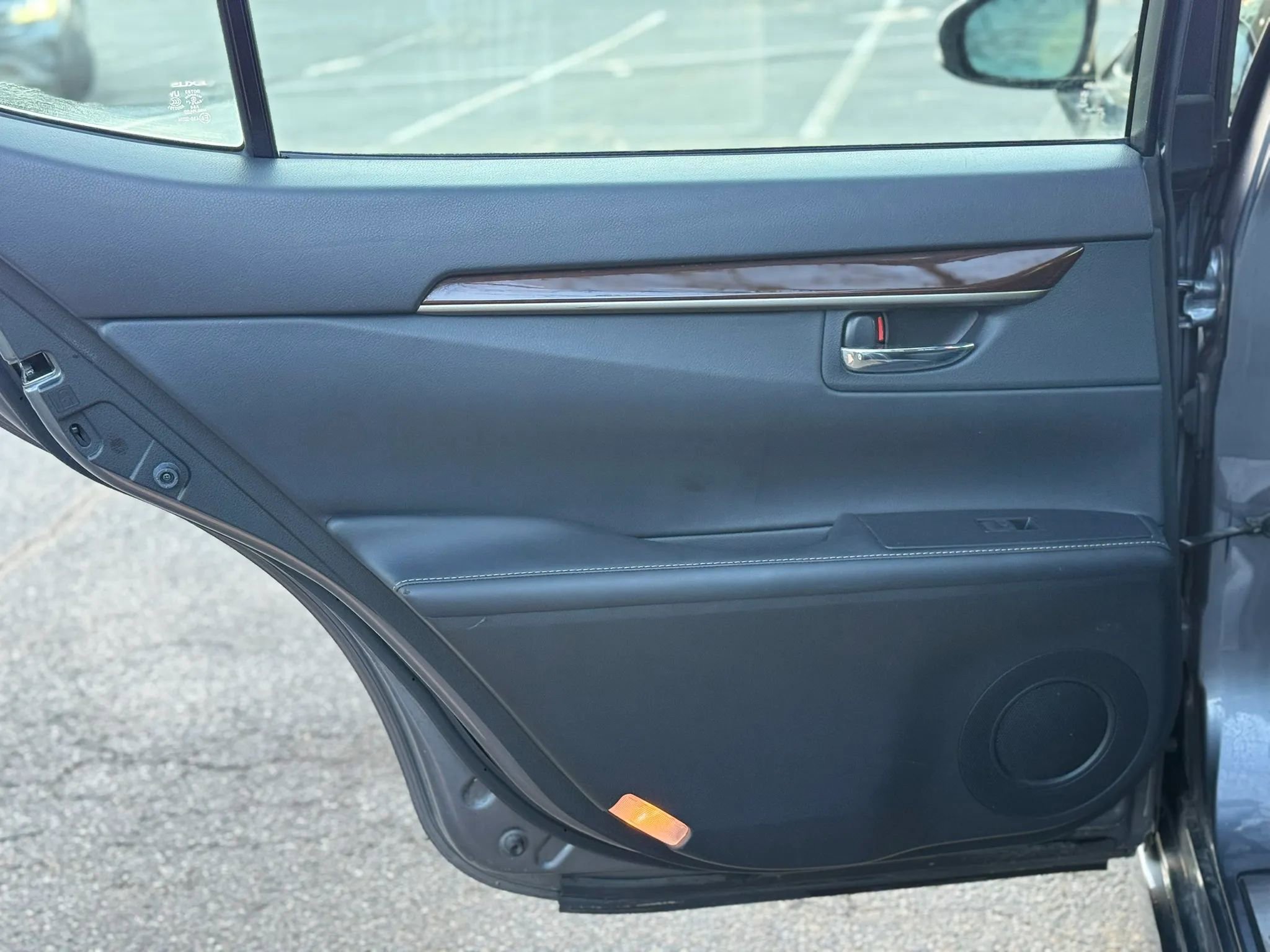 Used 2013 Lexus ES 350 w/ Luxury Pkg FWD image 16