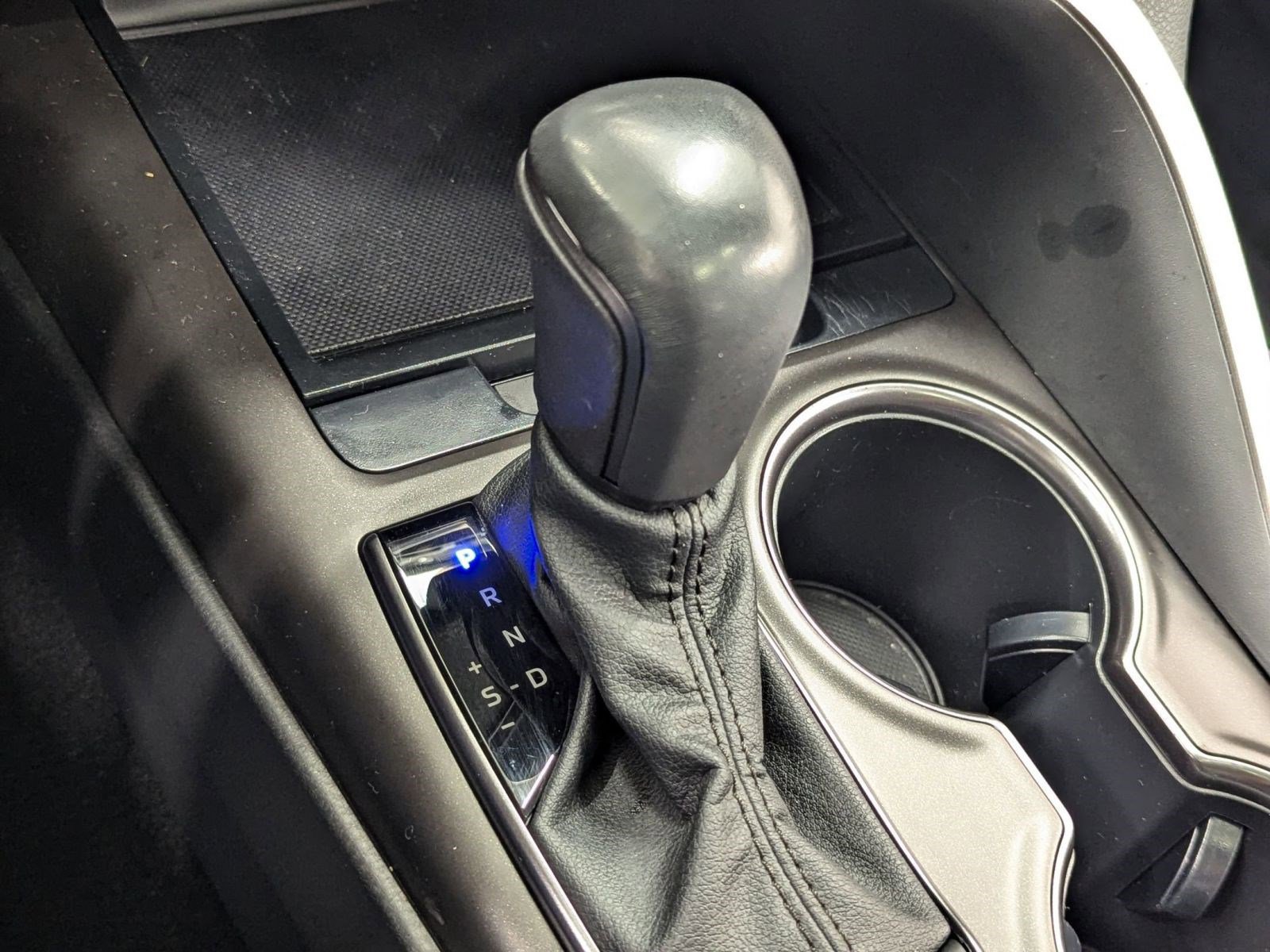 Used 2023 Toyota Camry SE image 14