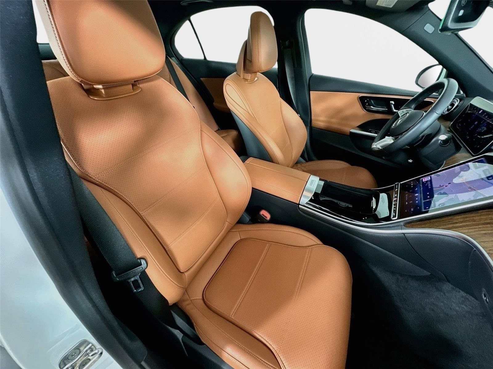 Certified 2026 Mercedes-Benz C 300 4MATIC Sedan image 34