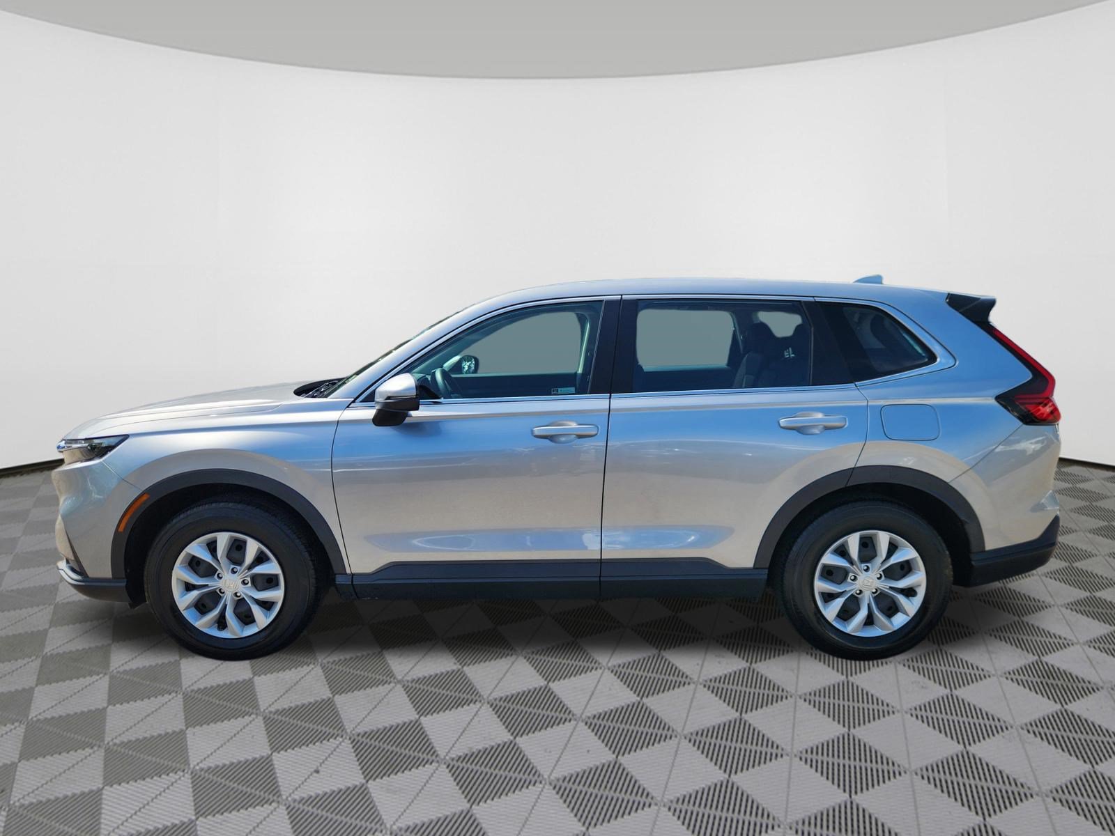 Certified 2023 Honda CR-V LX image 5