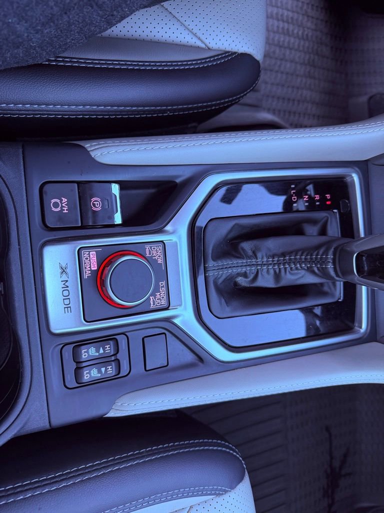 Used 2020 Subaru Forester Limited image 24