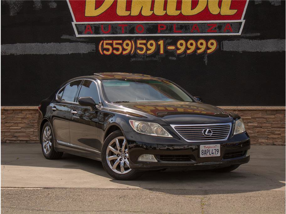 Used 2007 Lexus LS 460 RWD image 4