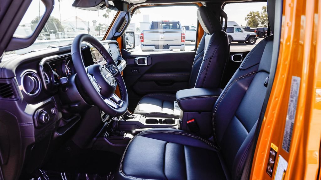 New 2026 Jeep Wrangler Unlimited Sahara AWD/4WD image 22