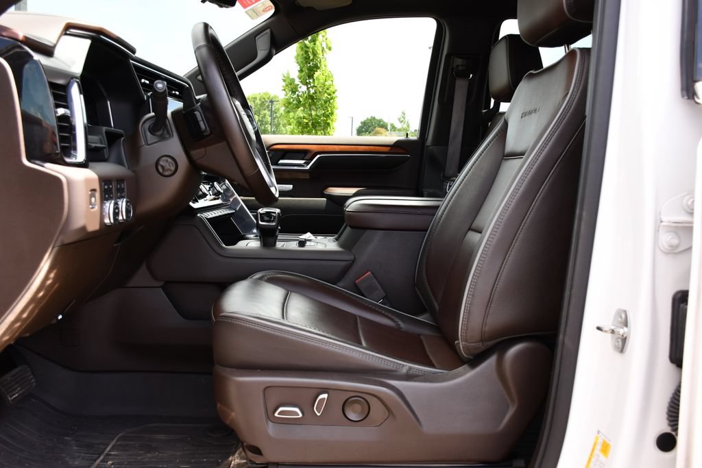 Used 2023 GMC Sierra 1500 Denali w/ Denali Reserve Package AWD/4WD image 18