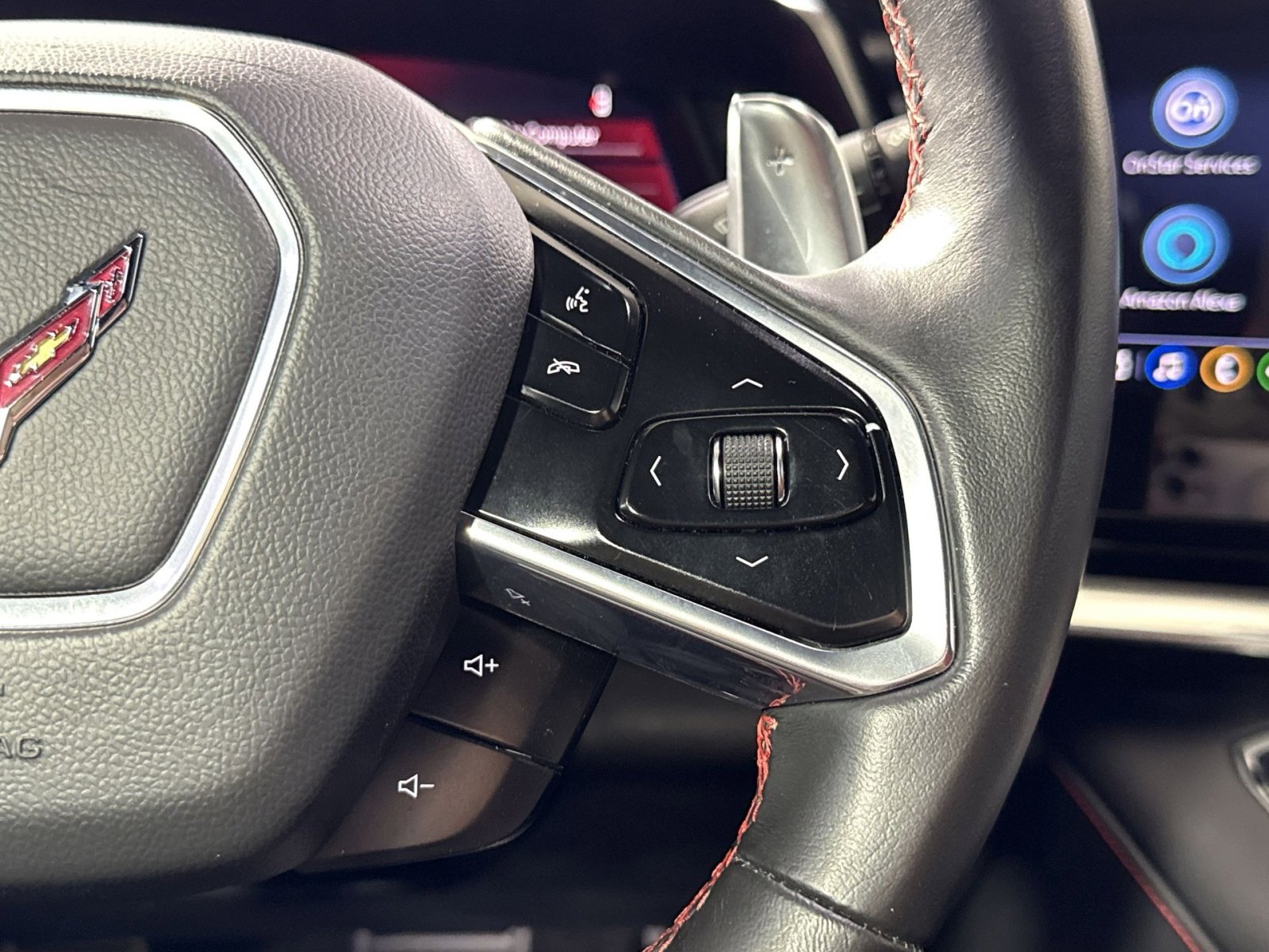 Used 2022 Chevrolet Corvette Stingray Convertible w/ Z51 Performance Package image 19