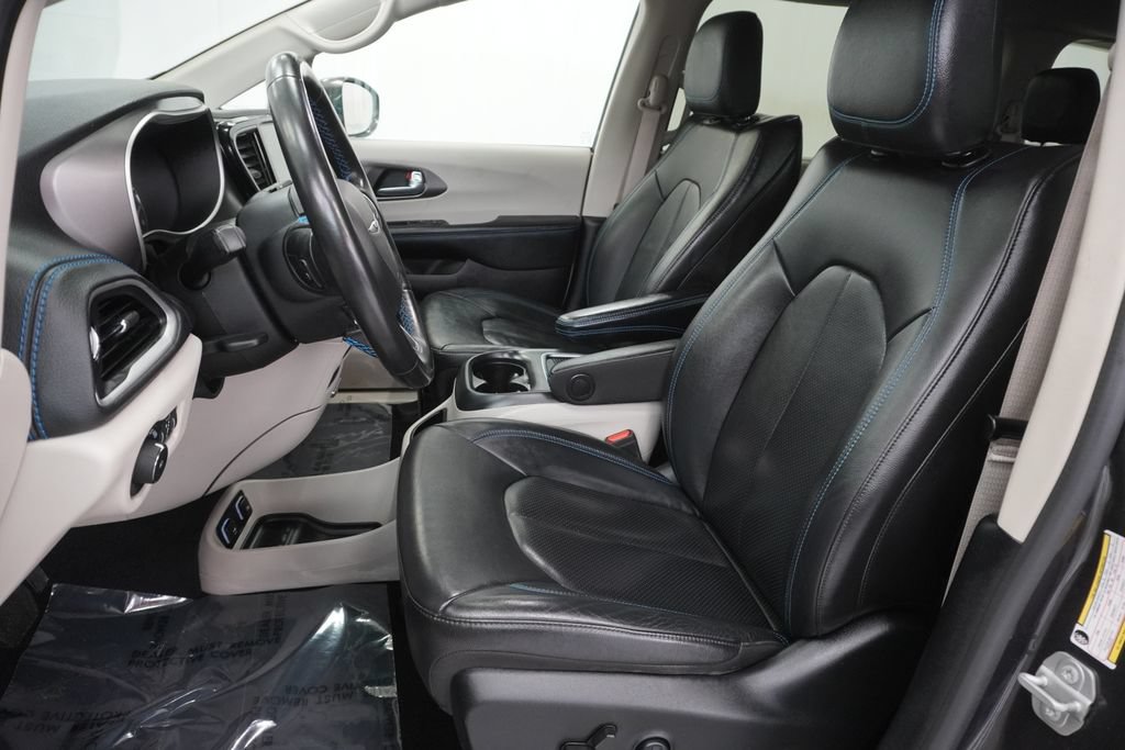 Certified 2021 Chrysler Pacifica Touring-L FWD image 16