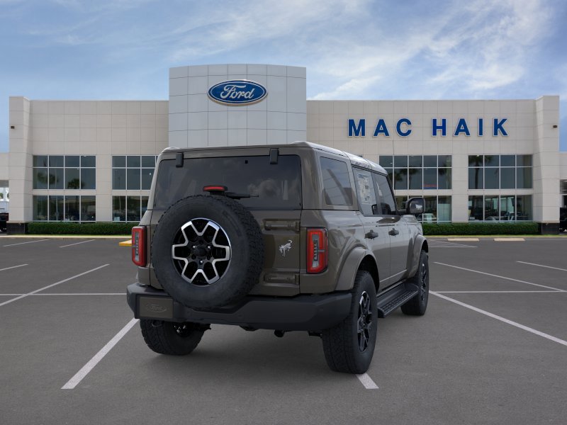 New 2026 Ford Bronco Outer Banks AWD/4WD image 8