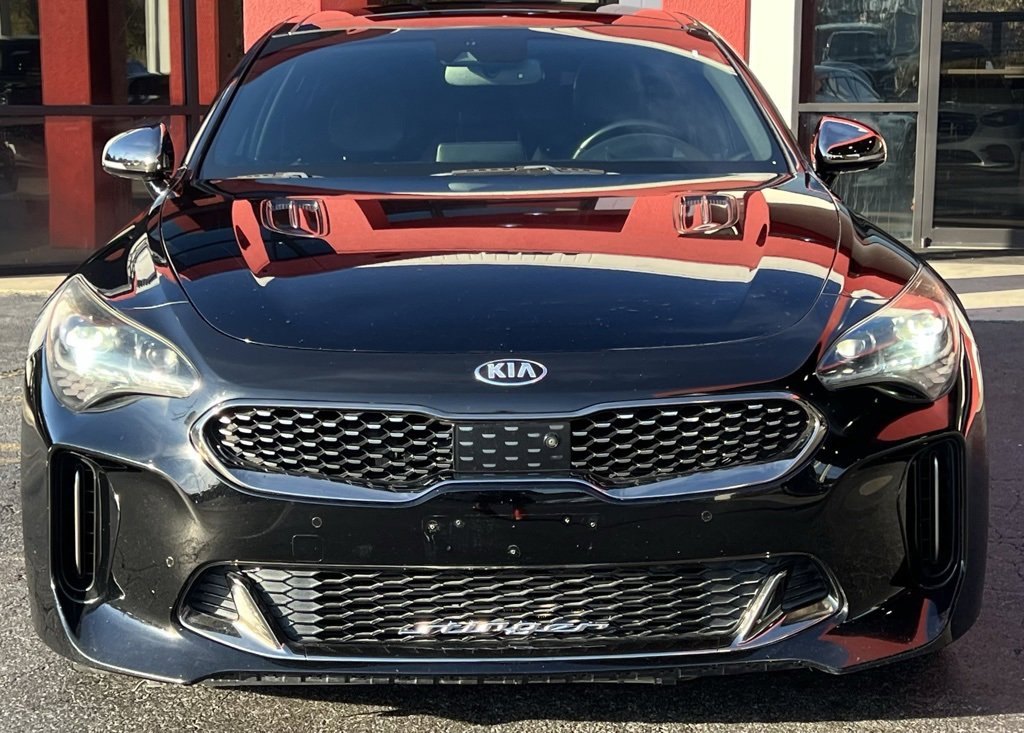 Used 2020 Kia Stinger GT2 image 11