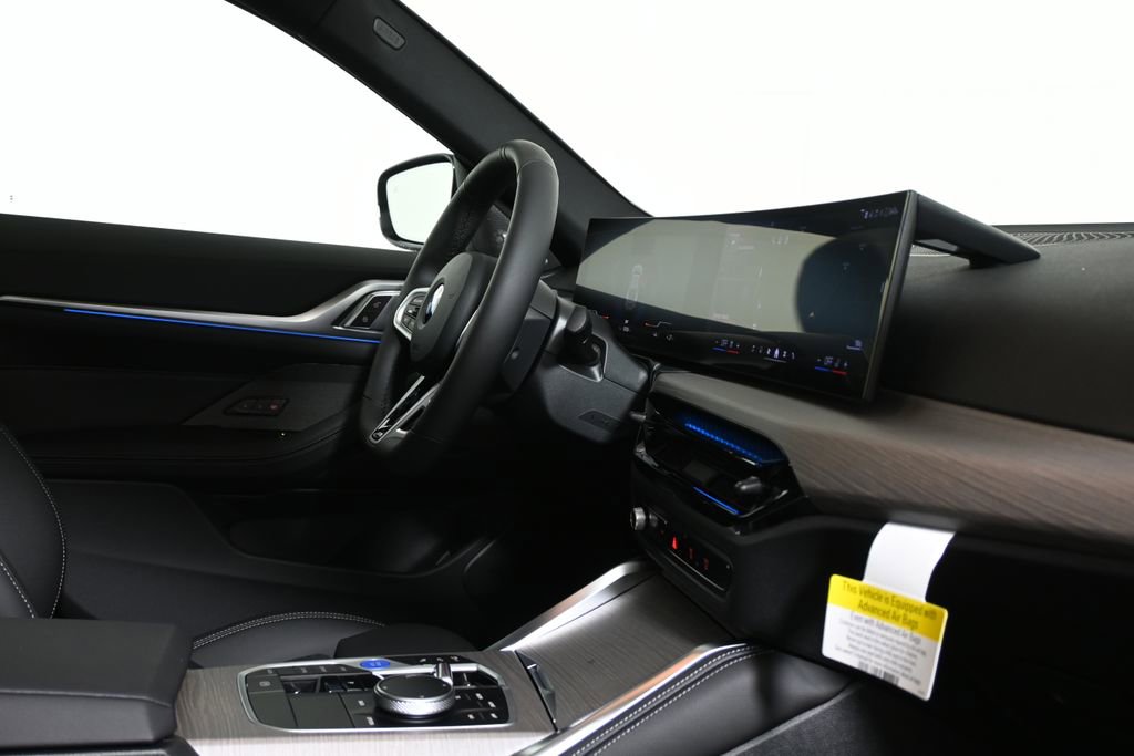 Used 2026 BMW i4 xDrive40i w/ M Sport Package AWD/4WD image 32