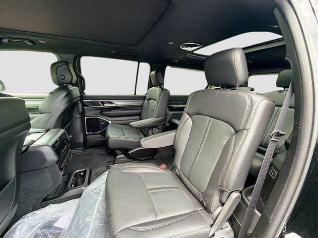 New 2026 Jeep Grand Wagoneer L 4WD image 18