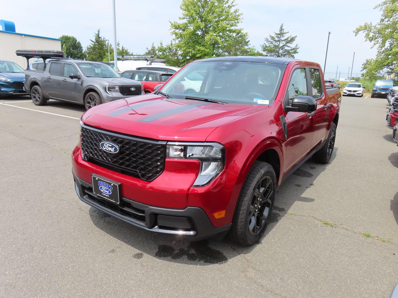 New 2026 Ford Maverick XLT w/ Equipment Group 301A AWD/4WD image 3