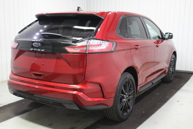 Used 2022 Ford Edge ST-Line image 6