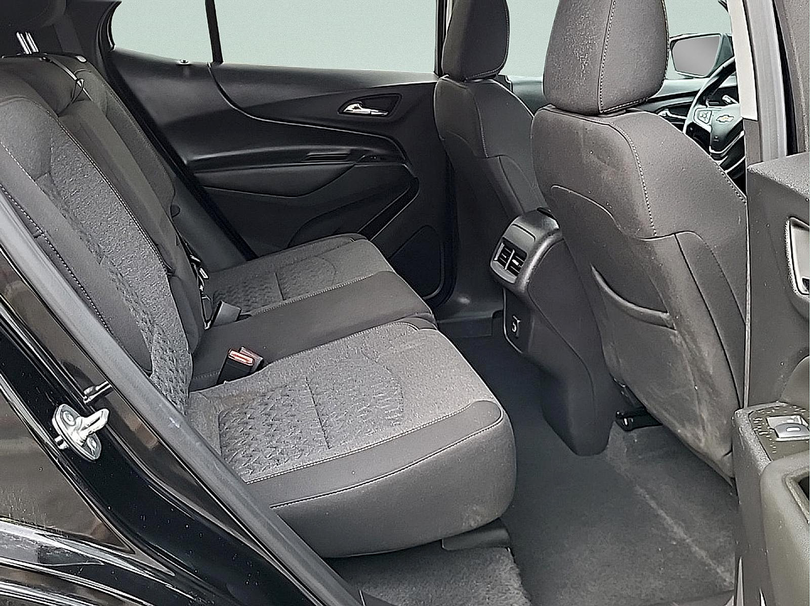Used 2024 Chevrolet Equinox LT AWD/4WD image 11