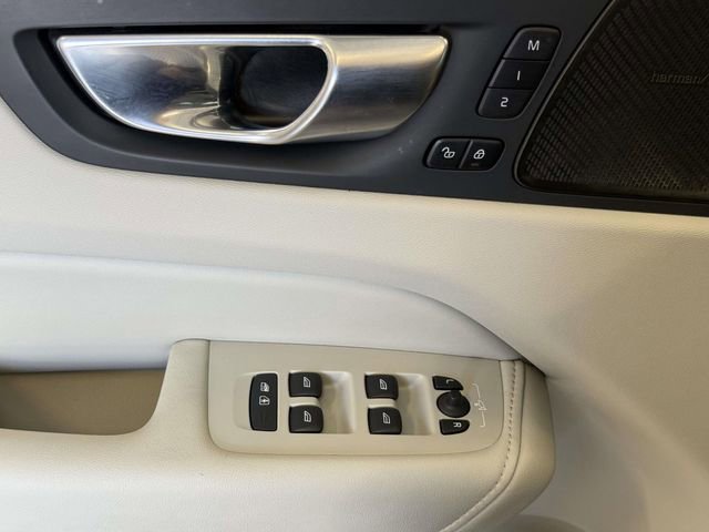 Used 2021 Volvo XC60 T6 Inscription w/ Advanced Package image 21
